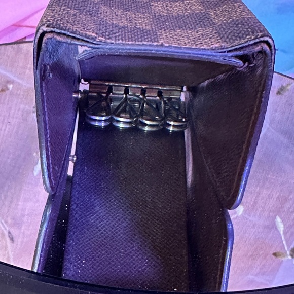 Louis Vuitton Damier Ebene 4 Key Cles / Wallet - Picture 5 of 11